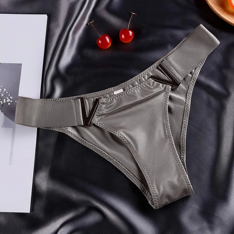 European and American Sexy T-Back Women's Metal V-Shaped Female Fashion Ice Silk Hip Lifting Sport Fitness Low Waist Panties T-T